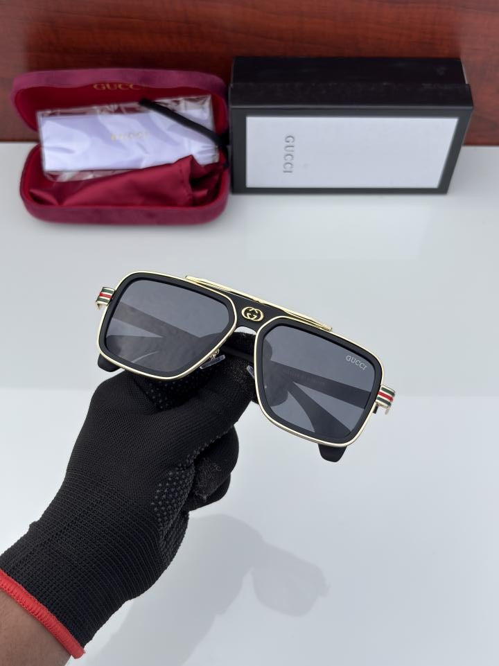 Gucci Sunglass