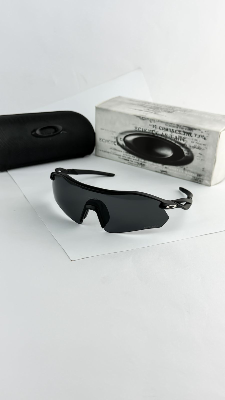 Oakley Sunglass
