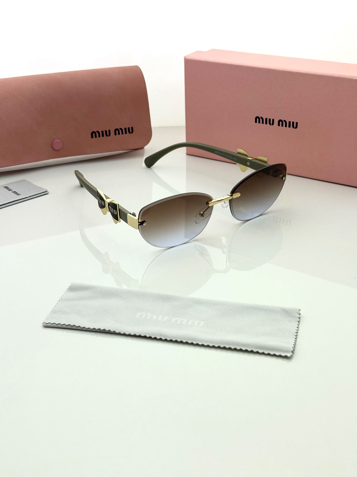Miu Miu Sunglass