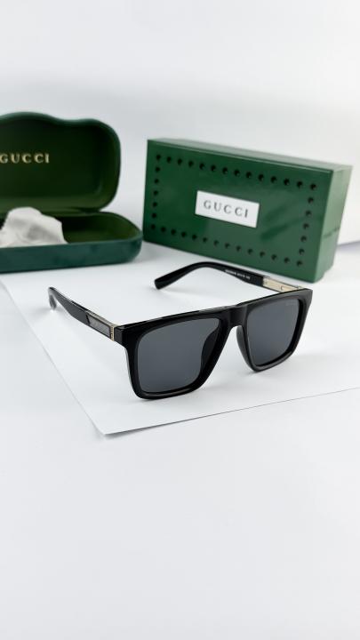 Gucci sunglass