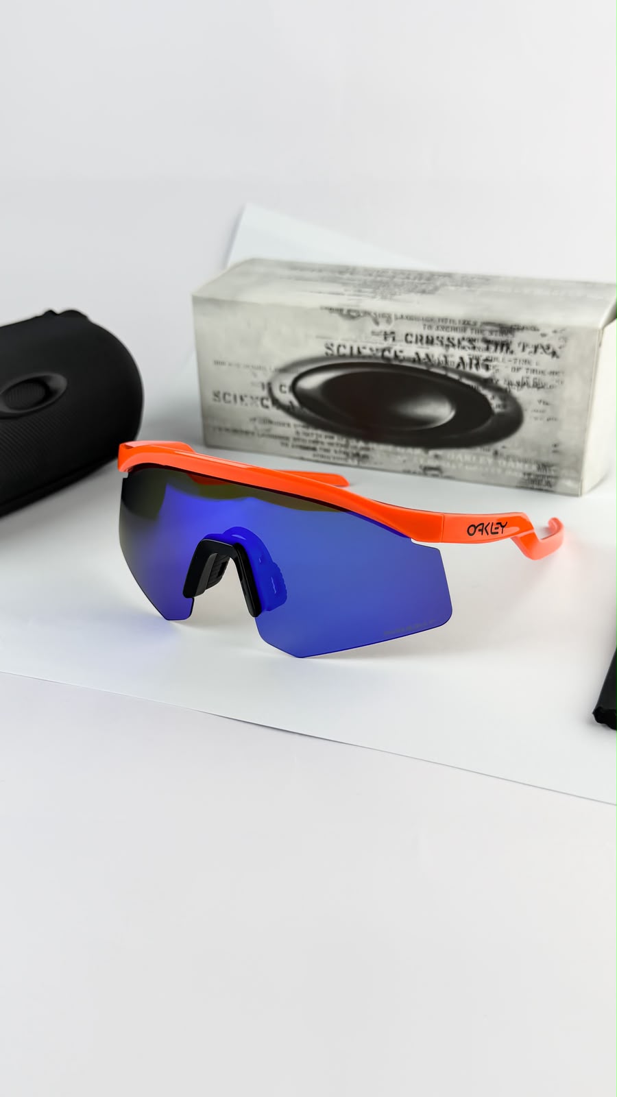 Oakley Sunglass