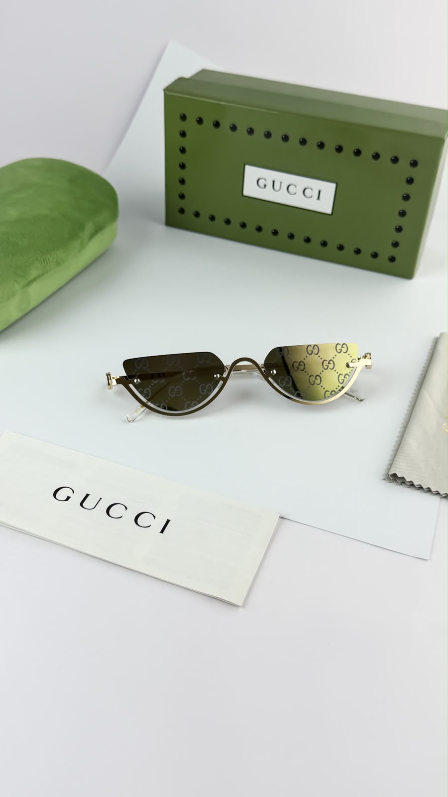 Gucci Sunglass