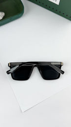 Gucci sunglass