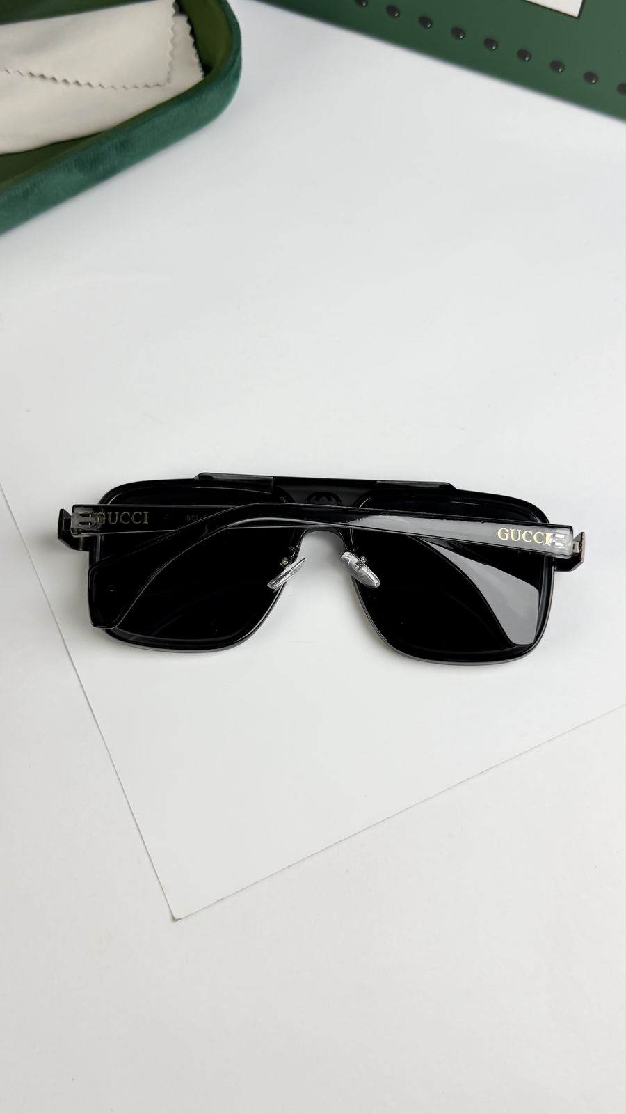 Gucci Sunglass