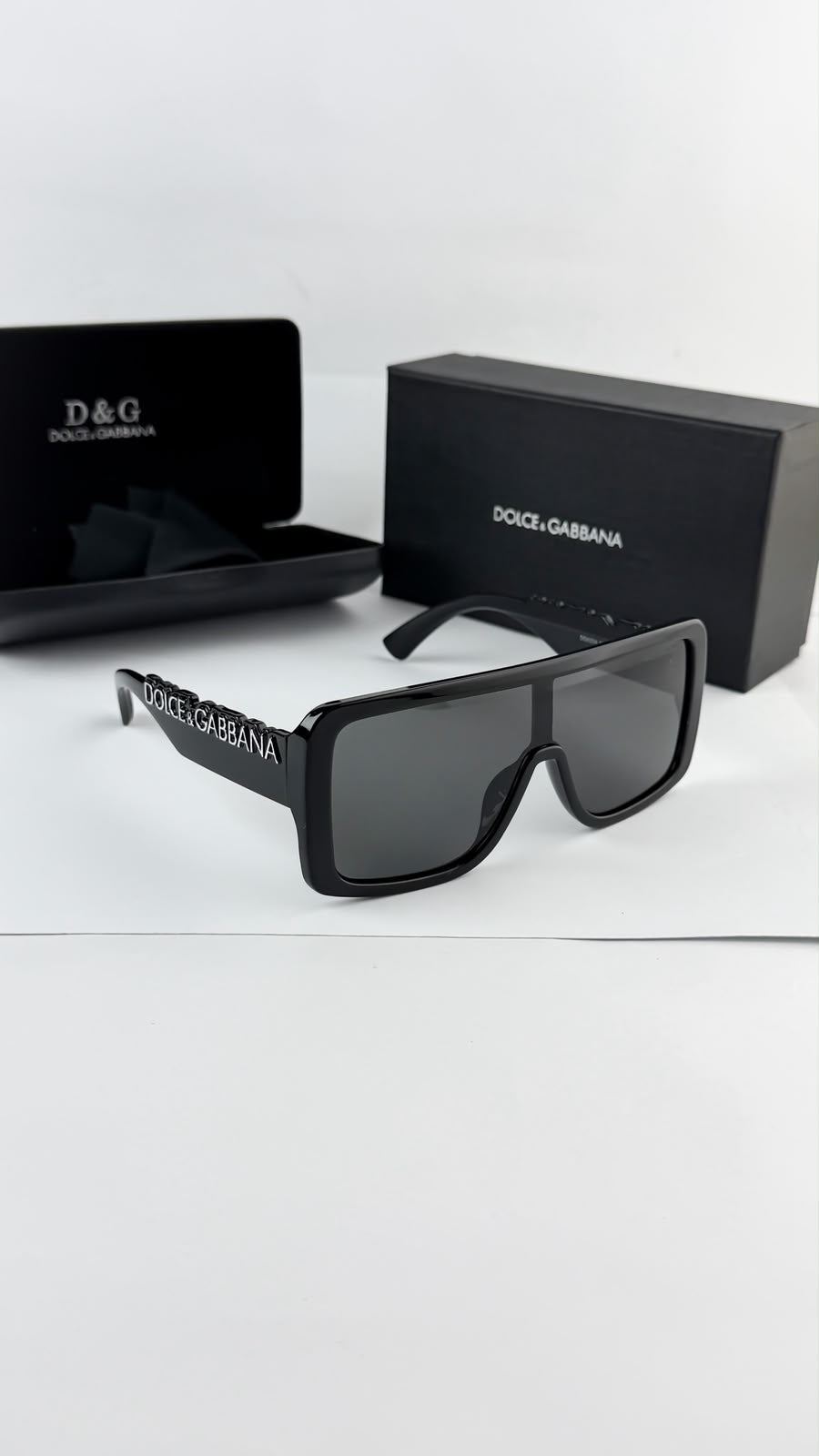 Dolce & Gabbana Sunglass