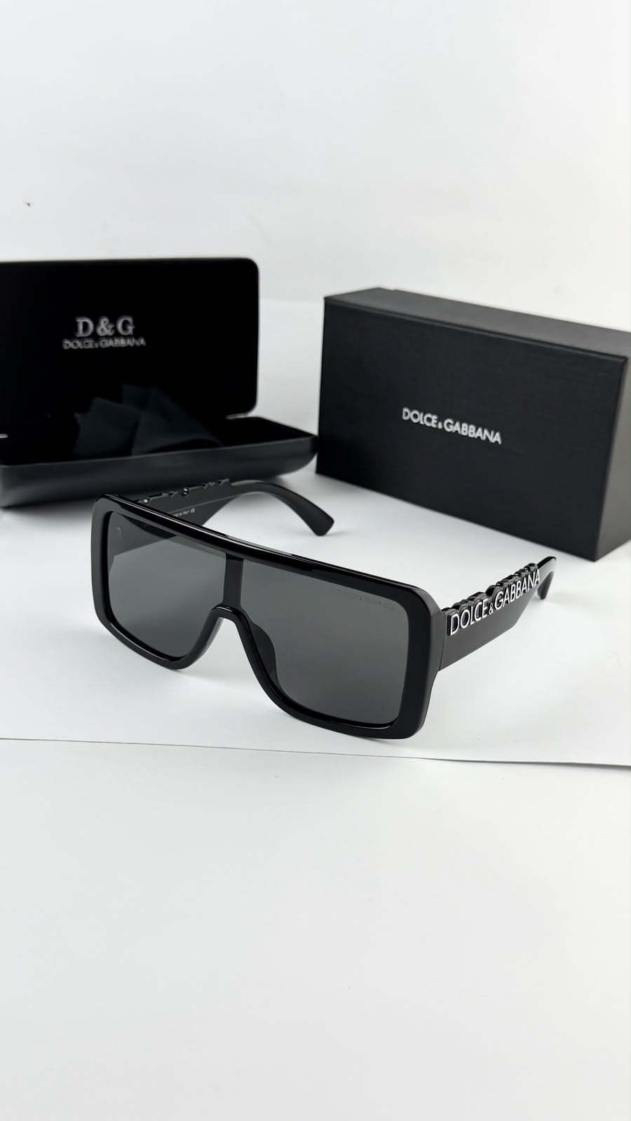 Dolce & Gabbana Sunglass