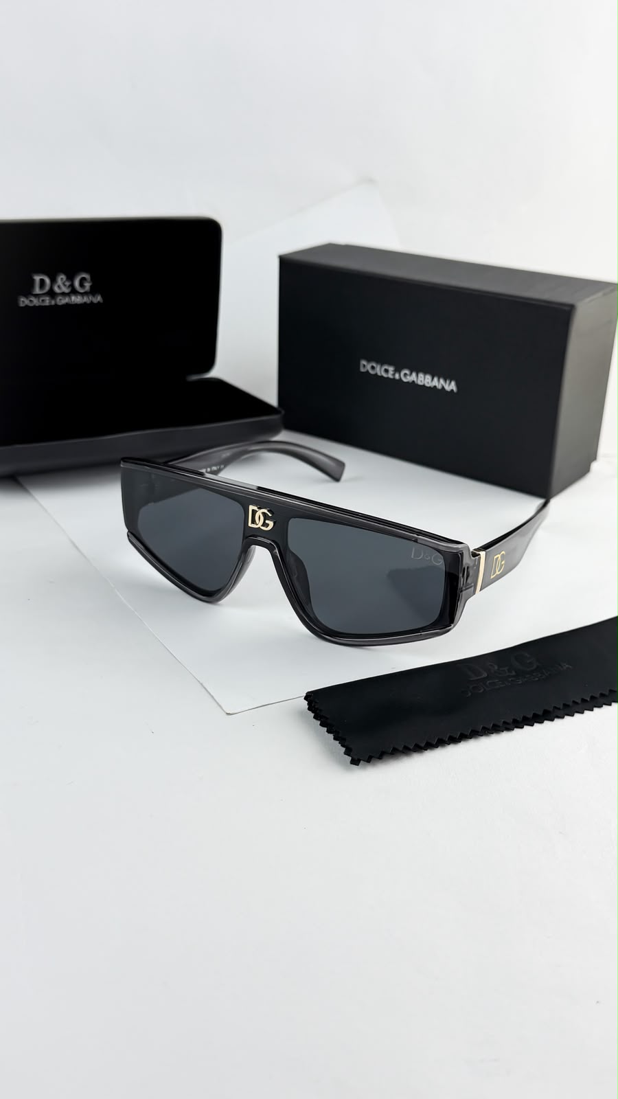 Dolce & Gabbana Sunglass