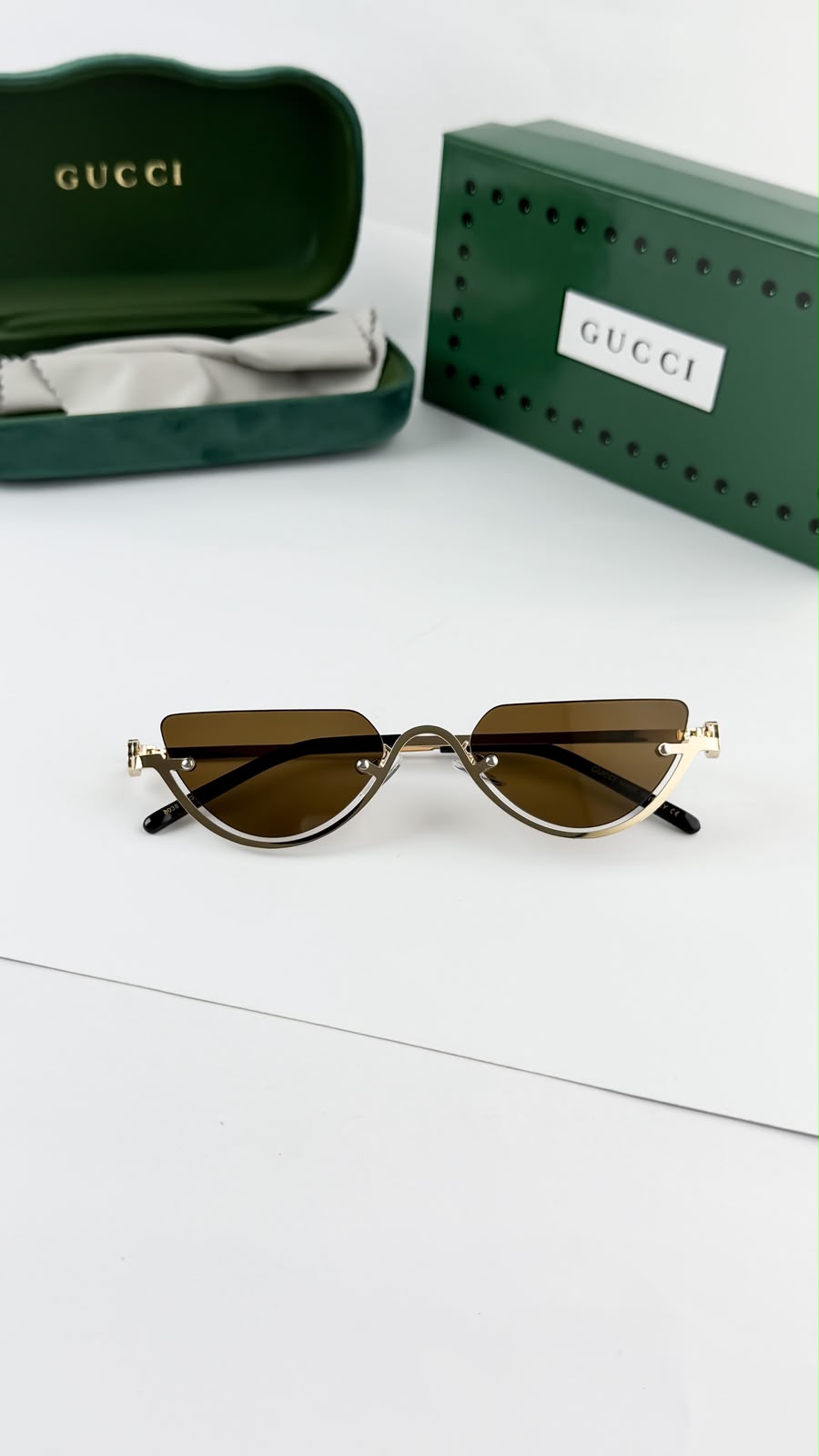 Gucci Sunglass