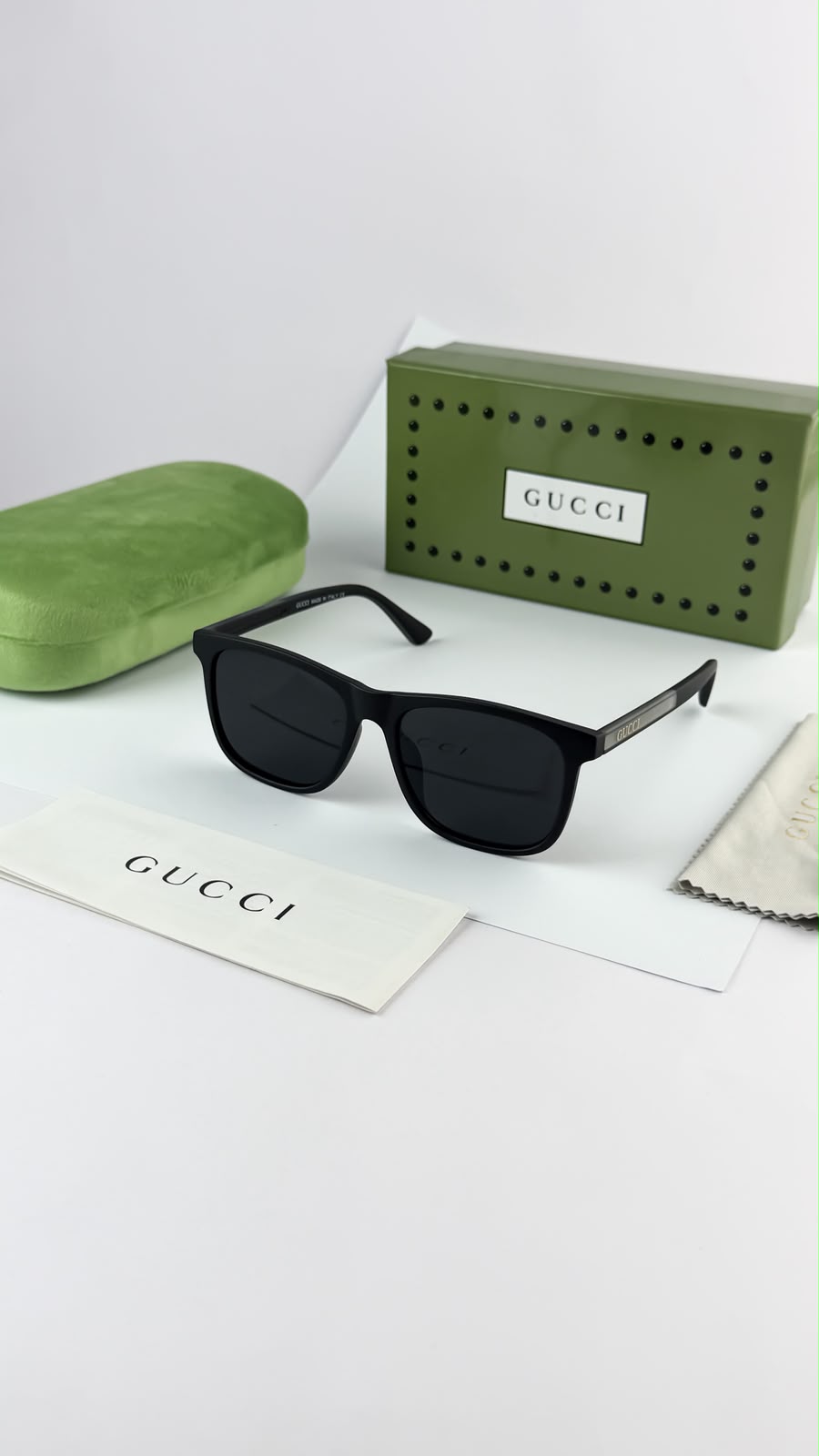 Gucci Sunglass