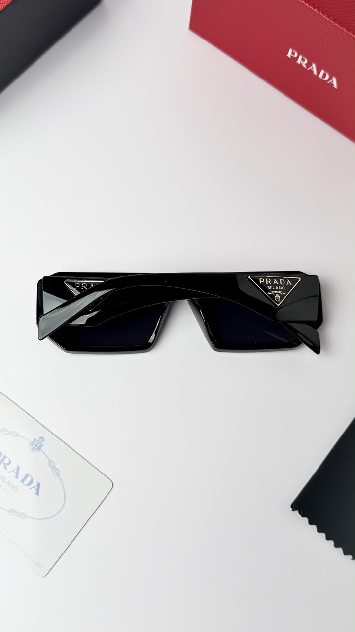 Prada Sunglass