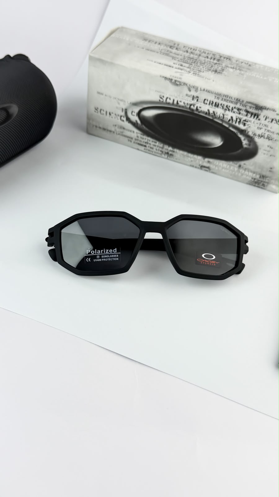 Oakley Sunglass