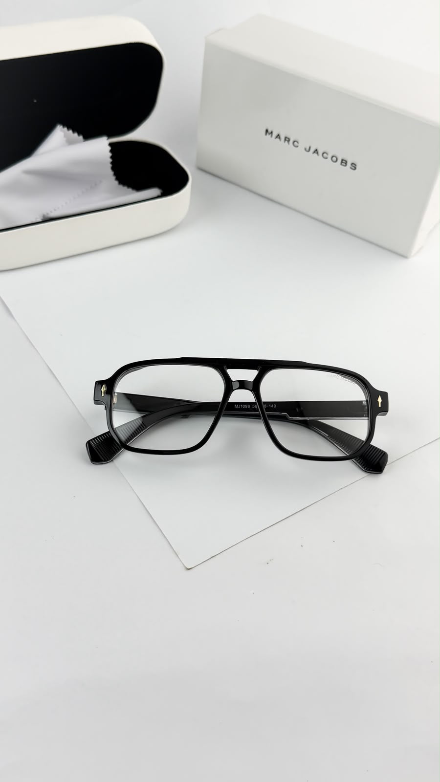 Marc Jacobs Frame Sunglass