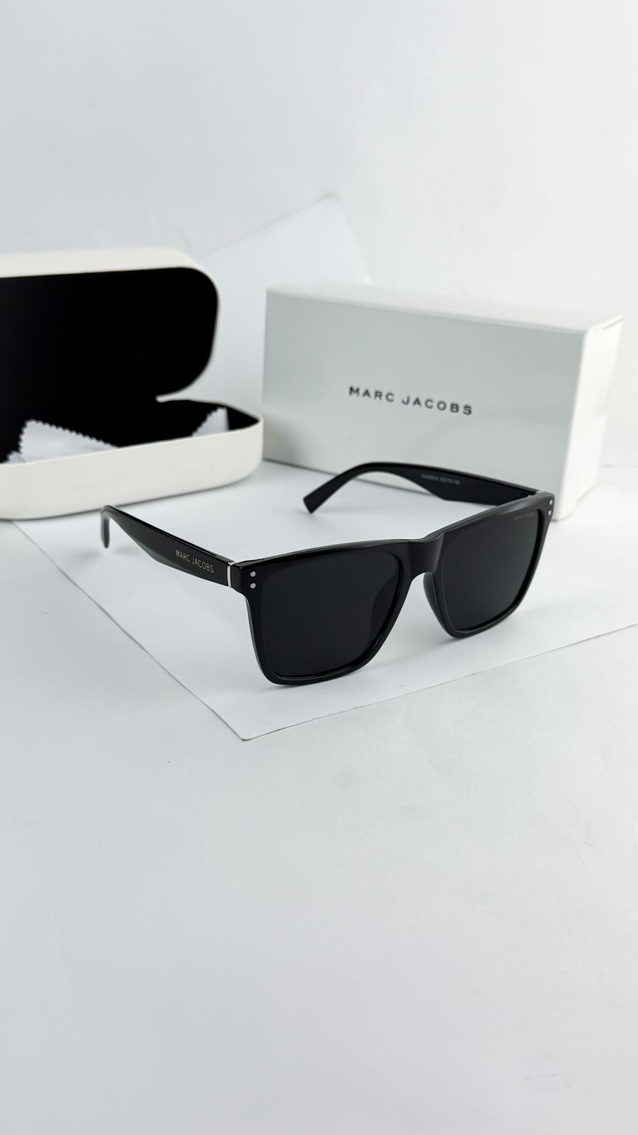 Marc Jacobs Sunglass