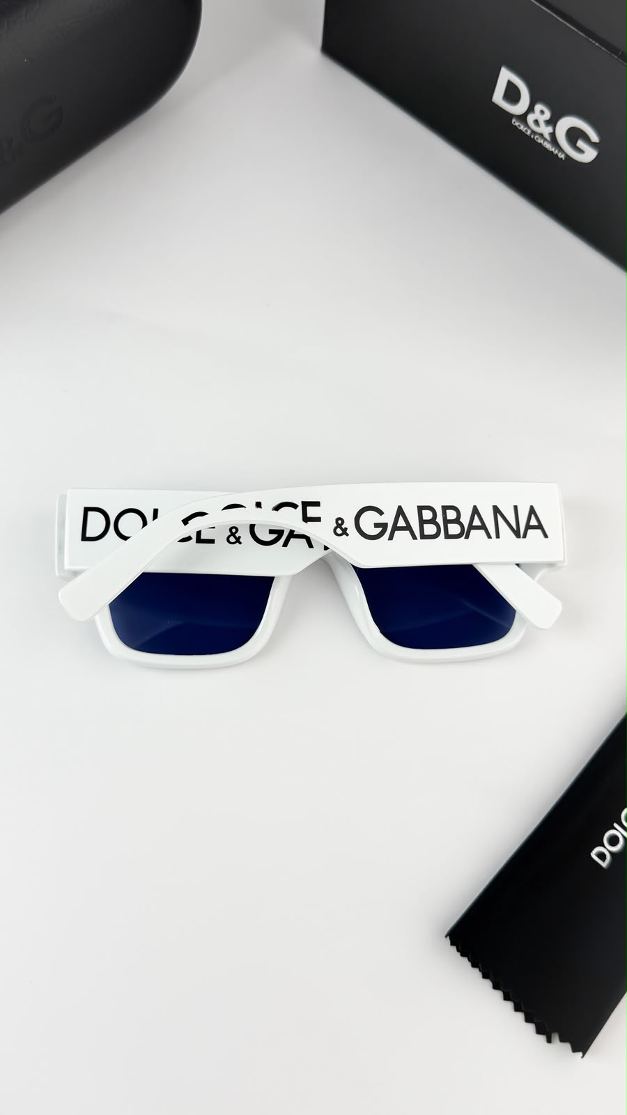 Dolce & Gabbana Sunglass