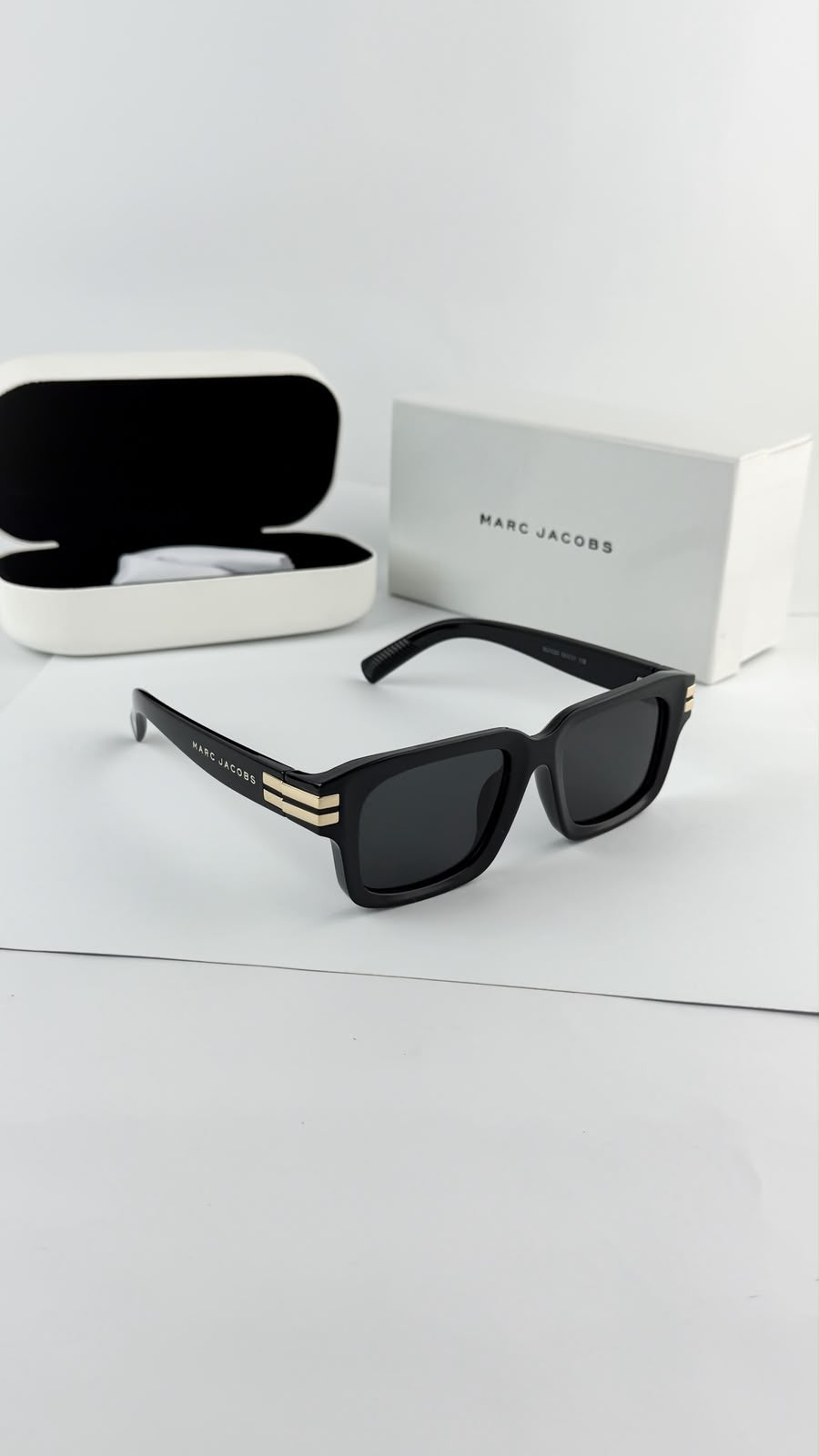 Marc Jacobs Sunglass