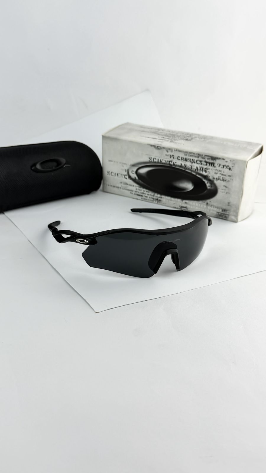 Oakley Sunglass