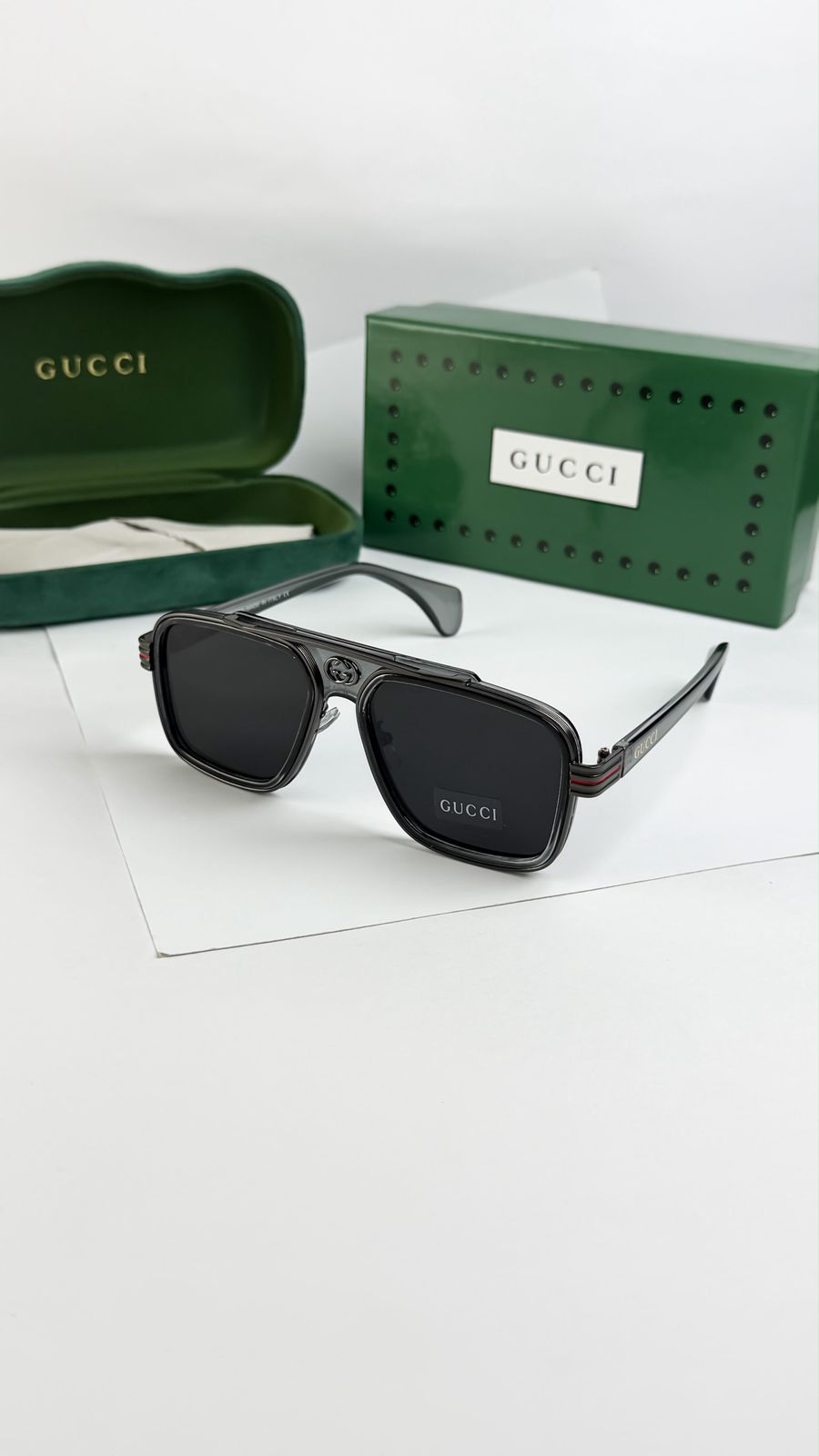 Gucci Sunglass