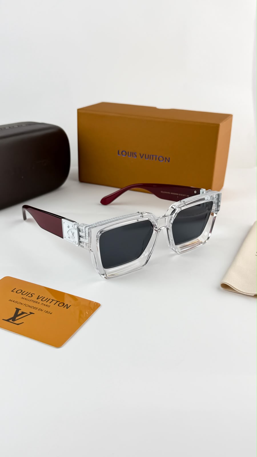 Louis Vuitton Sunglass