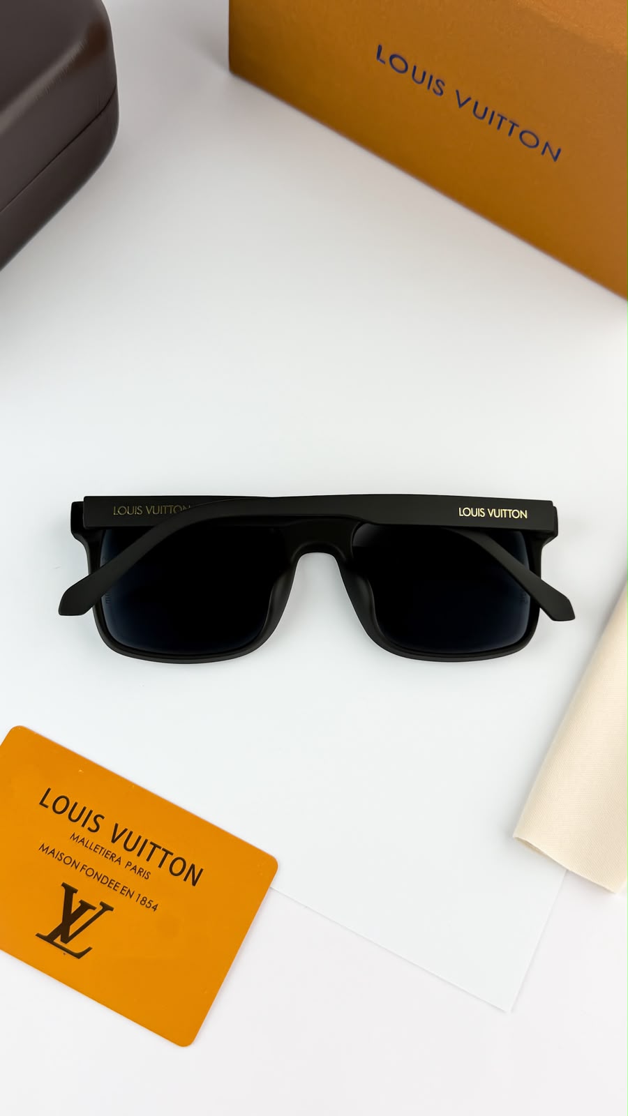 Louis Vuitton Sunglass