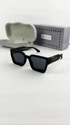 Gucci sunglass