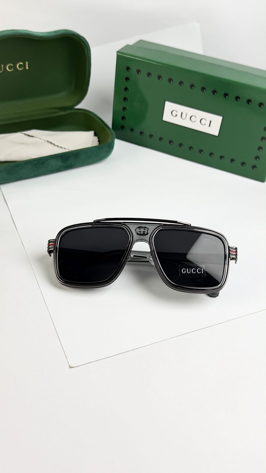 Gucci Sunglass
