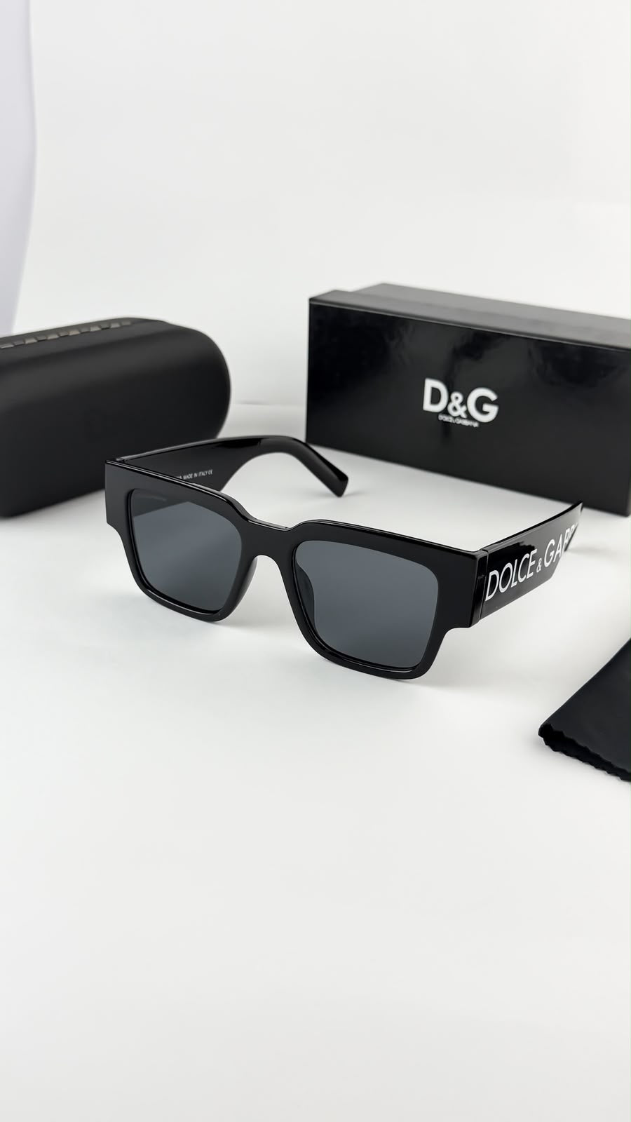 Dolce & Gabbana Sunglass