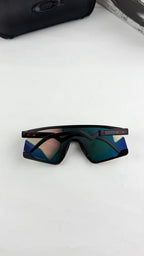 Oakley Sunglass