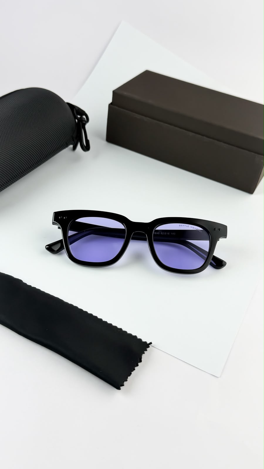Gentle Monster Sunglass