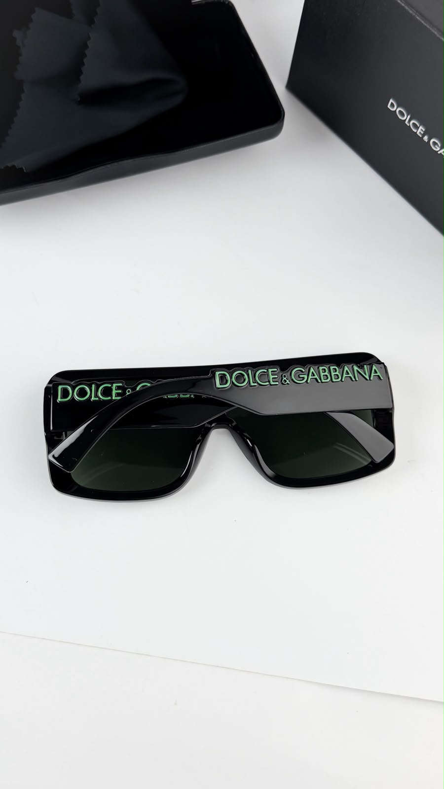 Dolce & Gabbana Sunglass