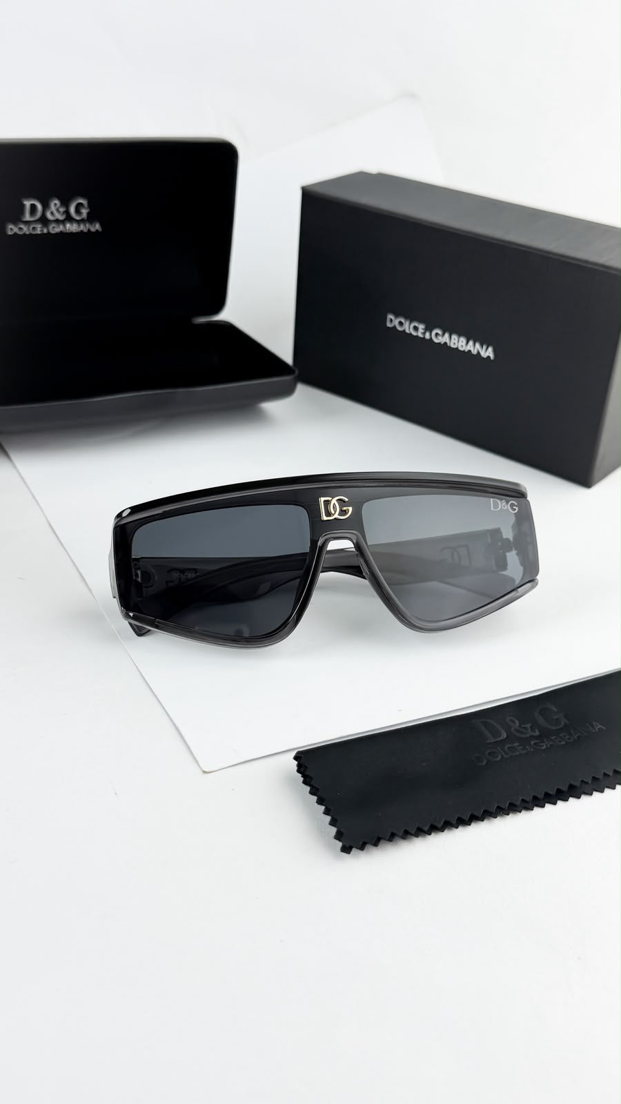 Dolce & Gabbana Sunglass