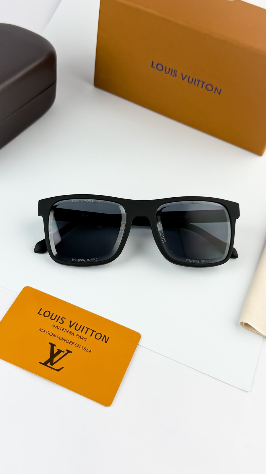 Louis Vuitton Sunglass