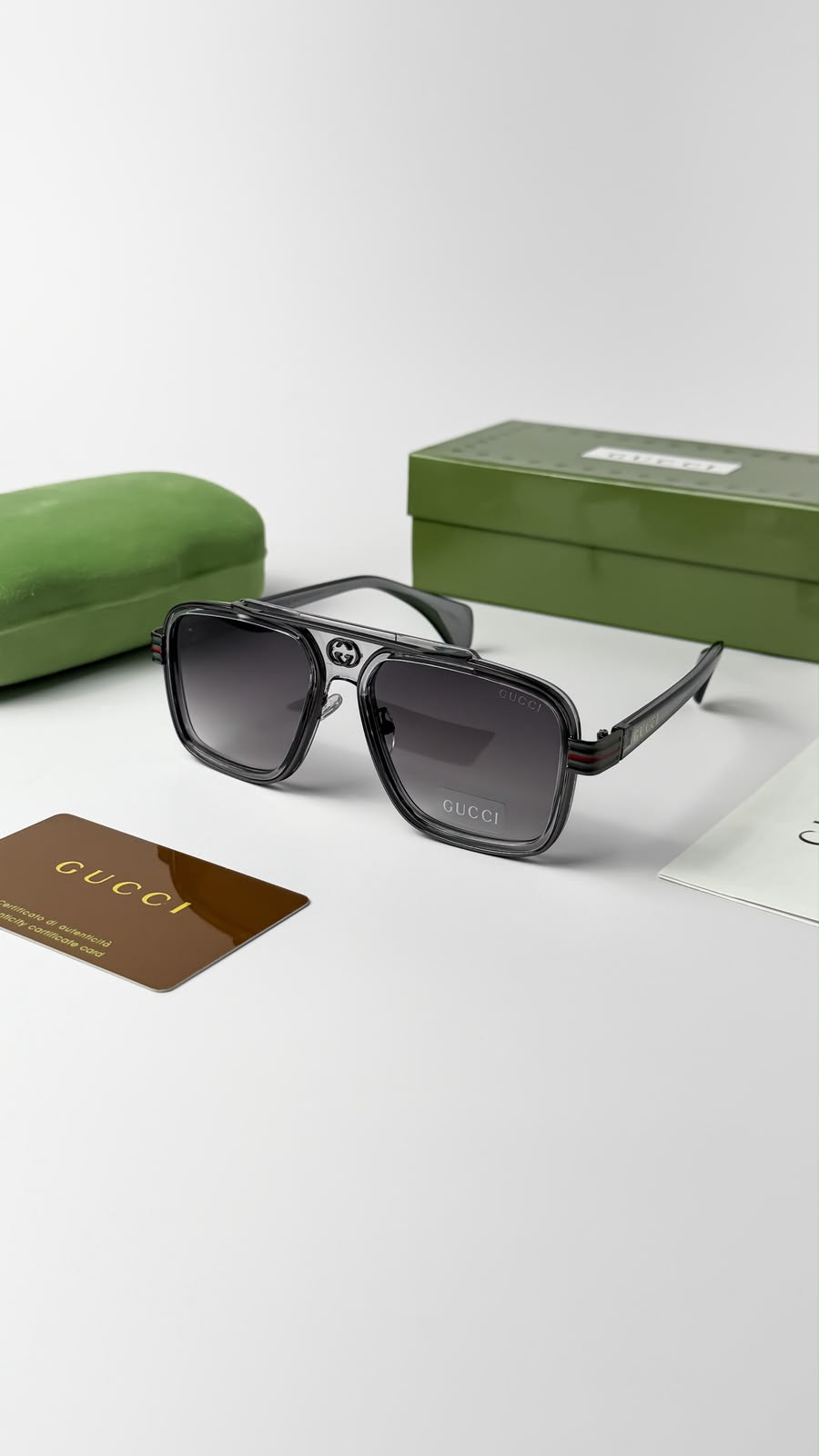 Gucci Sunglass